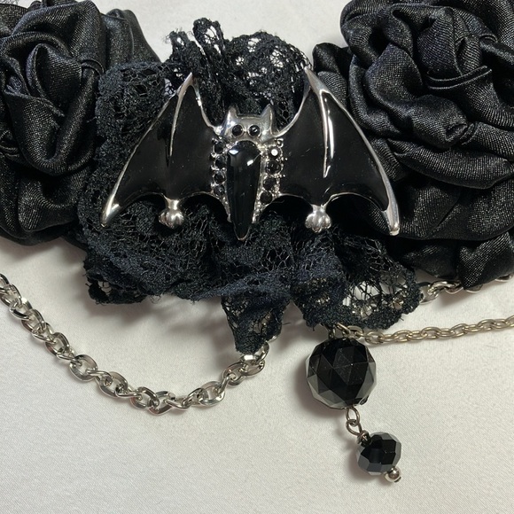 Handmade Halloween Steampunk Gothic Necklace - Picture 2 of 4